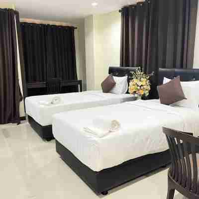 The Green Residence 304 Rooms