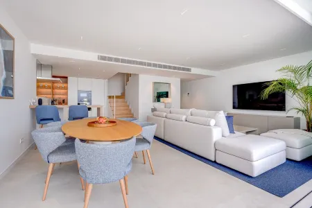 Amazing Luxury Duplex at Los Gigantes With Private Pool and Exellent sea Views