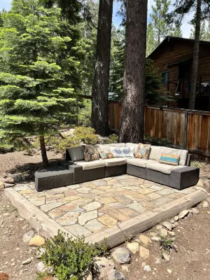 Cabin w/ Spa - minutes from the Lake, Kings Beach, Tahoe City & Ski Resorts Hotel in zona Patton Beach