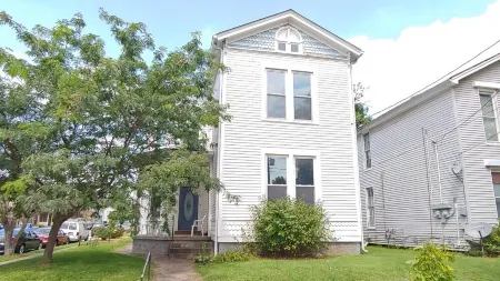 Victorian Center Jeffersonville