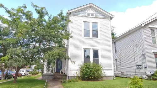 Victorian Center Jeffersonville فنادق في Jeffersonville