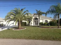 Beautiful Villa - Located in Cape Coral minutes from Ft Myers and Sanibel