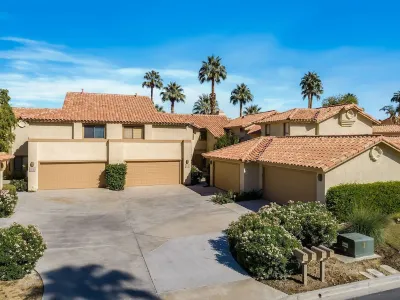 Beautiful 2BR Townhome in PGA West
