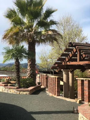 TREE CABIN FOR 2🌲Unique cabin close to San Luis Obispo, Morro Bay & Paso Robles Hotels near Second Baptist Church