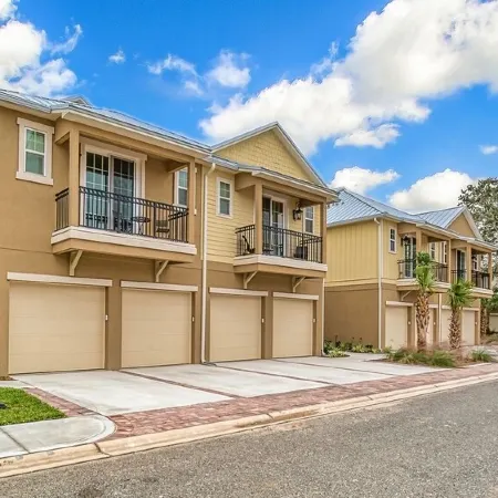 Immaculate Family Friendly 3BR/3BA  Beach Villa with TESLA Charger