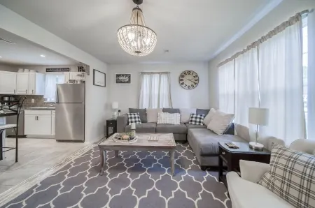 Simply Sweet 3 Bedroom Home - near MS&T & Fort Leonard Wood Отели рядом с достопримечательностью «Computer Science»