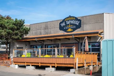 Oceanic Mirage - Newly Remodeled Family Friendly Ocean View Hotels near Port of Newport - Commercial Marina