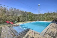 Justin Richardson Home w/ Outdoor Oasis & Movie Room - 3-Star