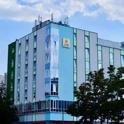 Grand Hostel Berlin Urban Hotel berhampiran Taman Treptower
