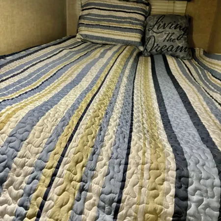 The Hideout - Charming  RV in Town, Minutes Away from Tarleton University