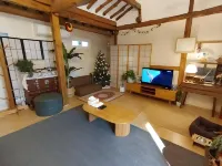 Inside of Hanok - Bungalows