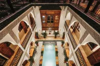里亞德·尼麗飯店 - B&B