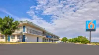 Motel 6 Tucumcari, NM Отели в г. Тукумкэри