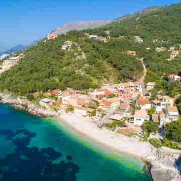 Effie Apartment Others