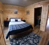 溫馨小木屋，靠近當地活動場所，寵物友好，適合2位成人 - 小木屋