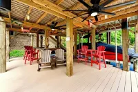 Shady Shoals - Lakefront; Quiet Cove; Huge Dock; Pool Table; Walk to State park