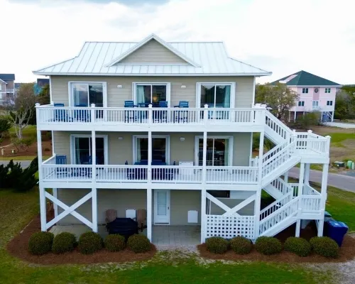 NEW RENTAL-4BR3BA House at South Topsail Beach W/Private Beach & Pool Access