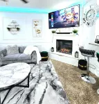Charming 3-bedroom Home-away-from-Home with WiFi and indoor comfort in Odessa