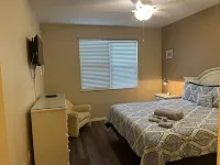 "FUN IN THE SUN" 2 Bedroom Villa on First Floor