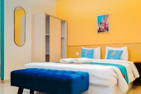Sans Hotel by Elrose Place