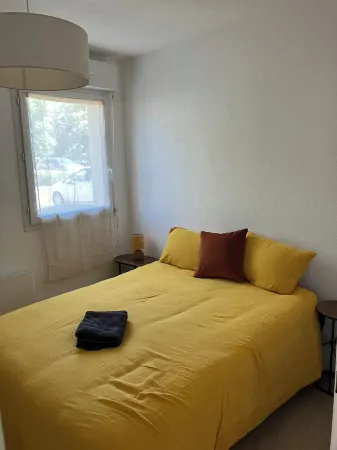 2/4 pers apartment 10 minutes walk from the 24H du Mans circuit with private parking lot