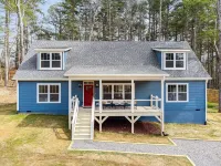 Stylish & Modern Home 15 mins to DT AVL-Games, Grill, 2 Porches, Stocked Kitchen