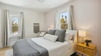 Cozy Loft - Steps to Downtown Hotel in zona Third Avenue Playhouse (TAP)