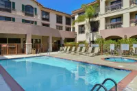 Courtyard Thousand Oaks Ventura County - Pools