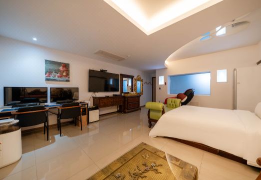 유성 썸 프리미엄 객실