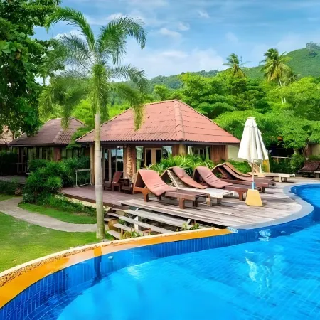 Thiwson Beach Resort