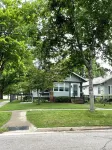 Charming 2-bedroom house in lovely Algona with WiFi, AC