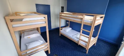 Auberge de Jeunesse - HI Verdun Hotéis em 