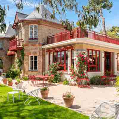 Le Saint-Christophe Hôtel Restaurant Bar Salon de Thé La Baule Hotel Exterior