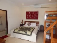 Rosella Cottages - Homestay - Yogyakarta فنادق في غامبينج