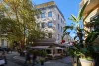 Fos Residential Apartments Hotels in Plaka