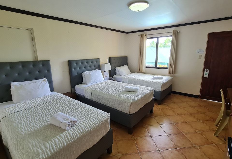 Marvin's Seaside Inn - Hizvo
