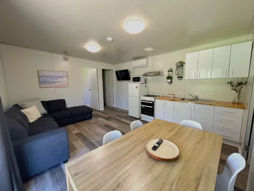 Mandurah Coastal Holiday Park - parking