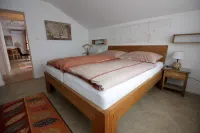 Baum Apartments