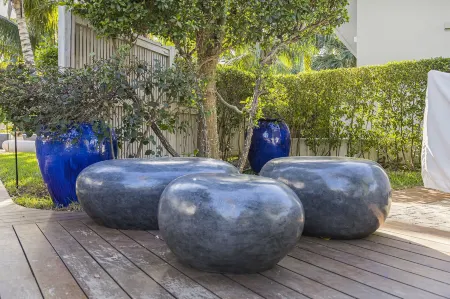 The Oasis at Grace Bay