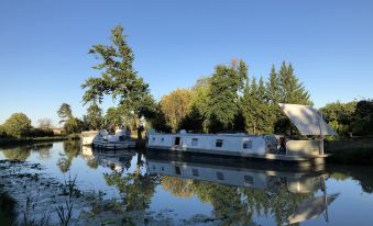 Aux Belles Vacances - Adults Only