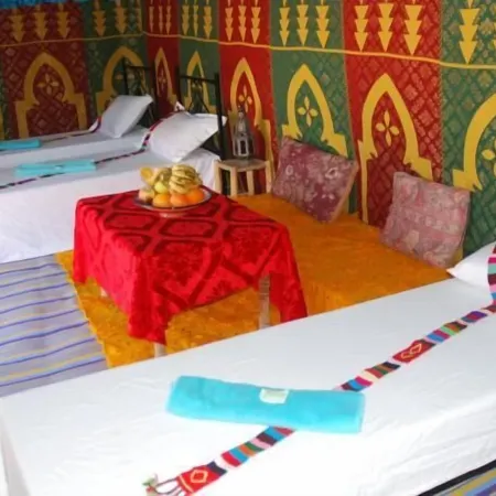 Bivouac Karim Sahara Отели в г. Стара-Загора