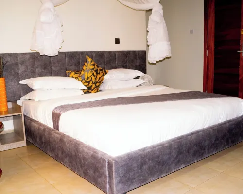 Distinction Gardens Hotels in Siaya