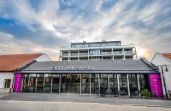 託卡伊中心美居酒店 酒店