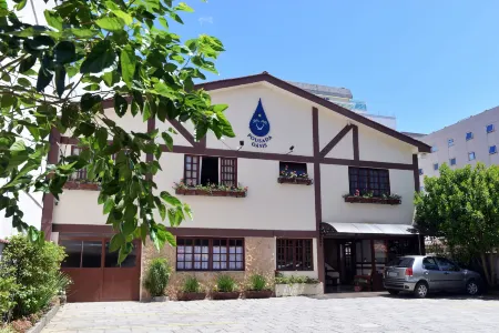 Pousada Oasis Teresopolis Отели рядом с достопримечательностью «Praca Olimpica»