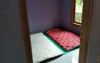 Binakarya Homestay Syariah - vue sur la montagne