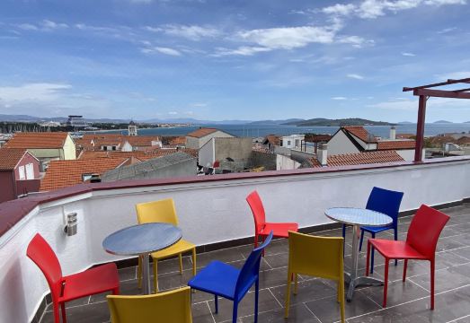 라이트하우스 보디체 야경 이미지