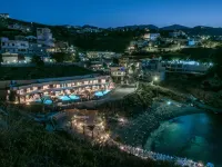 Made by the Sea Villa 5 Hotels in Mades