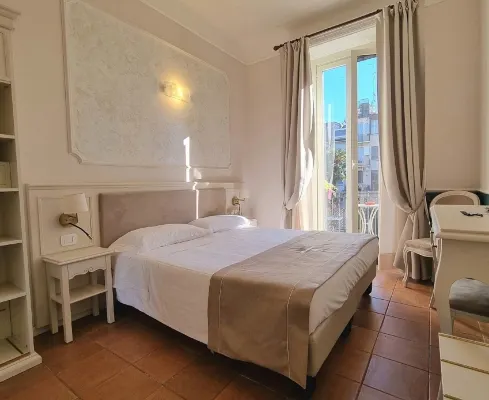 Hotel Charly - parking