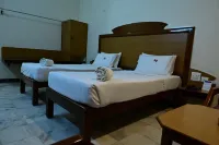 Hotel Ashoka Paradise - Parkplatz