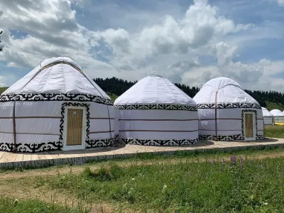 Karkyra Glamping Hotels near YURT CAMP "YBRAIYM NUR"